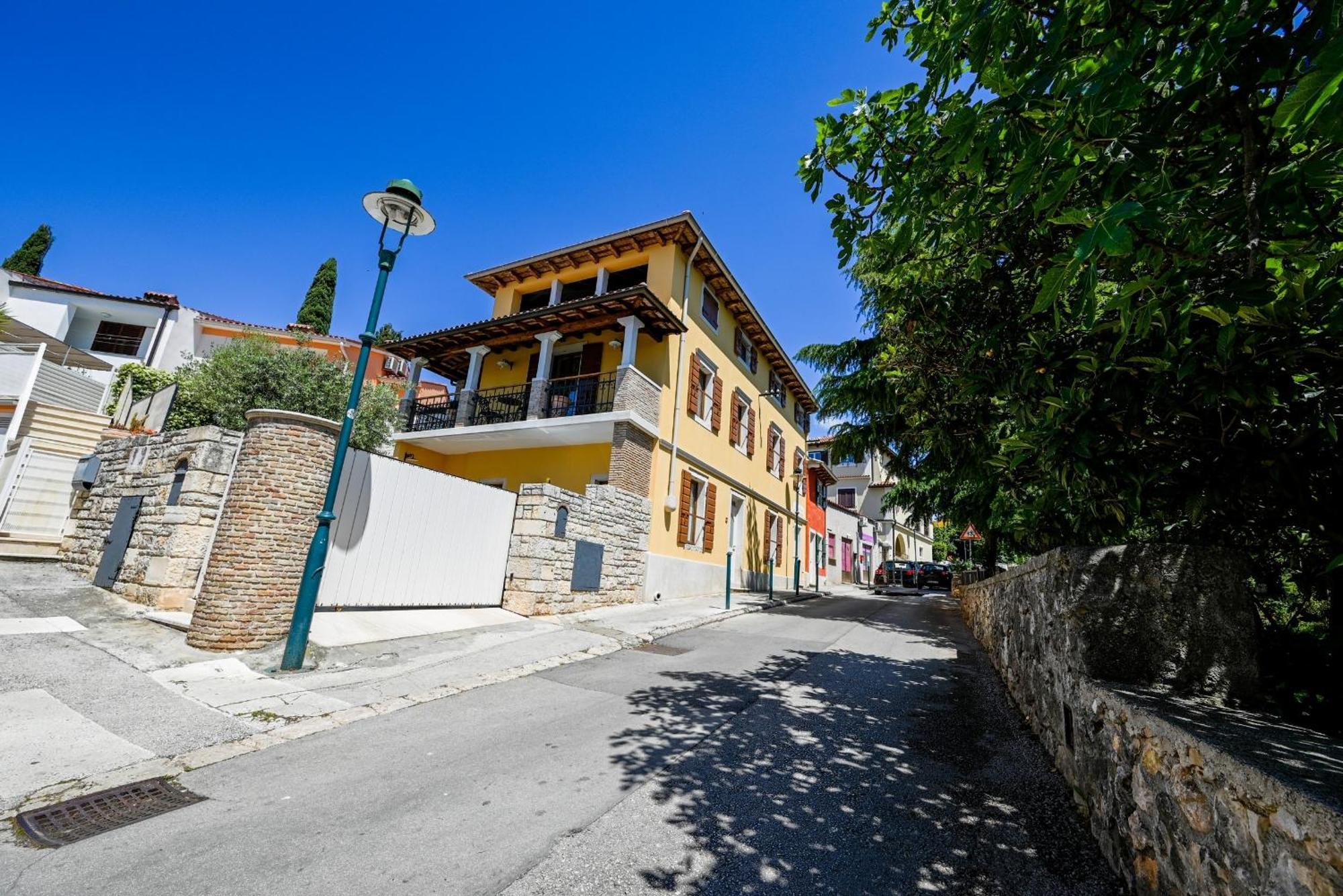 Casa Degli Artisti Otel Rovinj Oda fotoğraf
