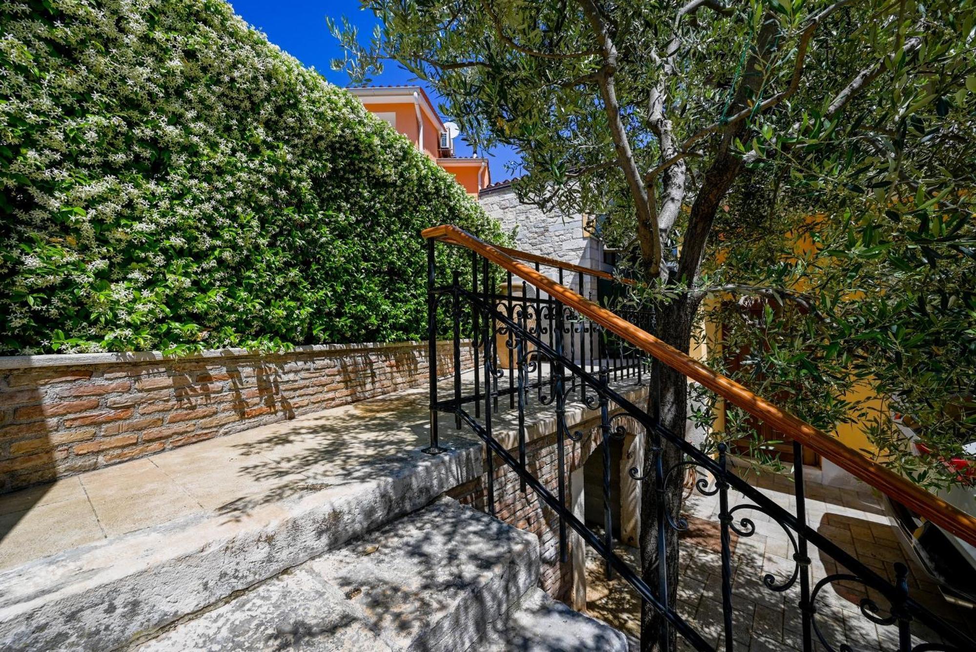 Casa Degli Artisti Otel Rovinj Oda fotoğraf